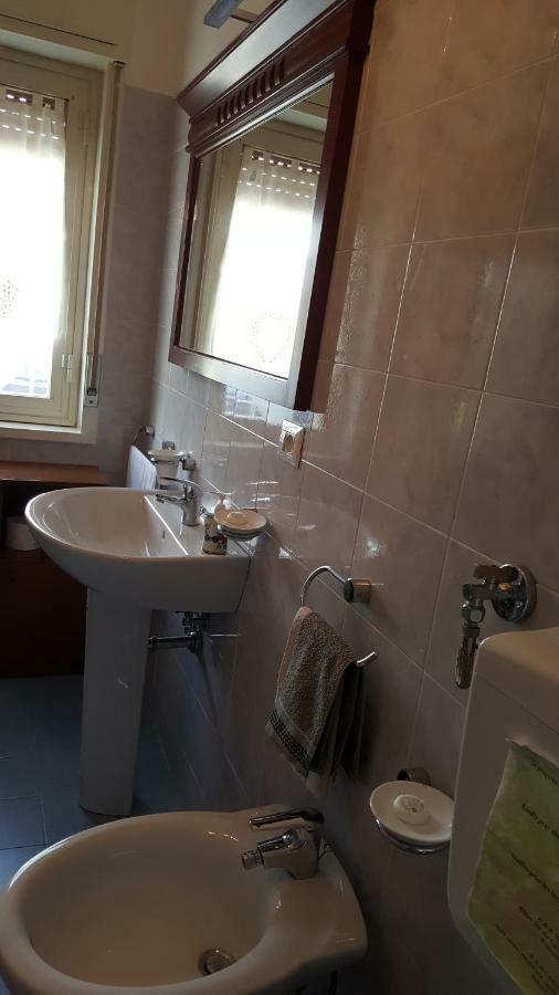 B&B United States Of Europe Katanya Dış mekan fotoğraf